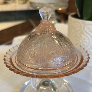 Mosser Jennifer Miniature Strawberry Butter Dish